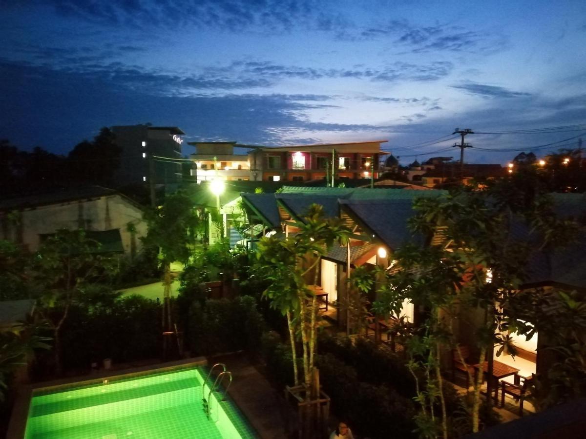 Jr Place Klong Muang Beach Ngoại thất bức ảnh