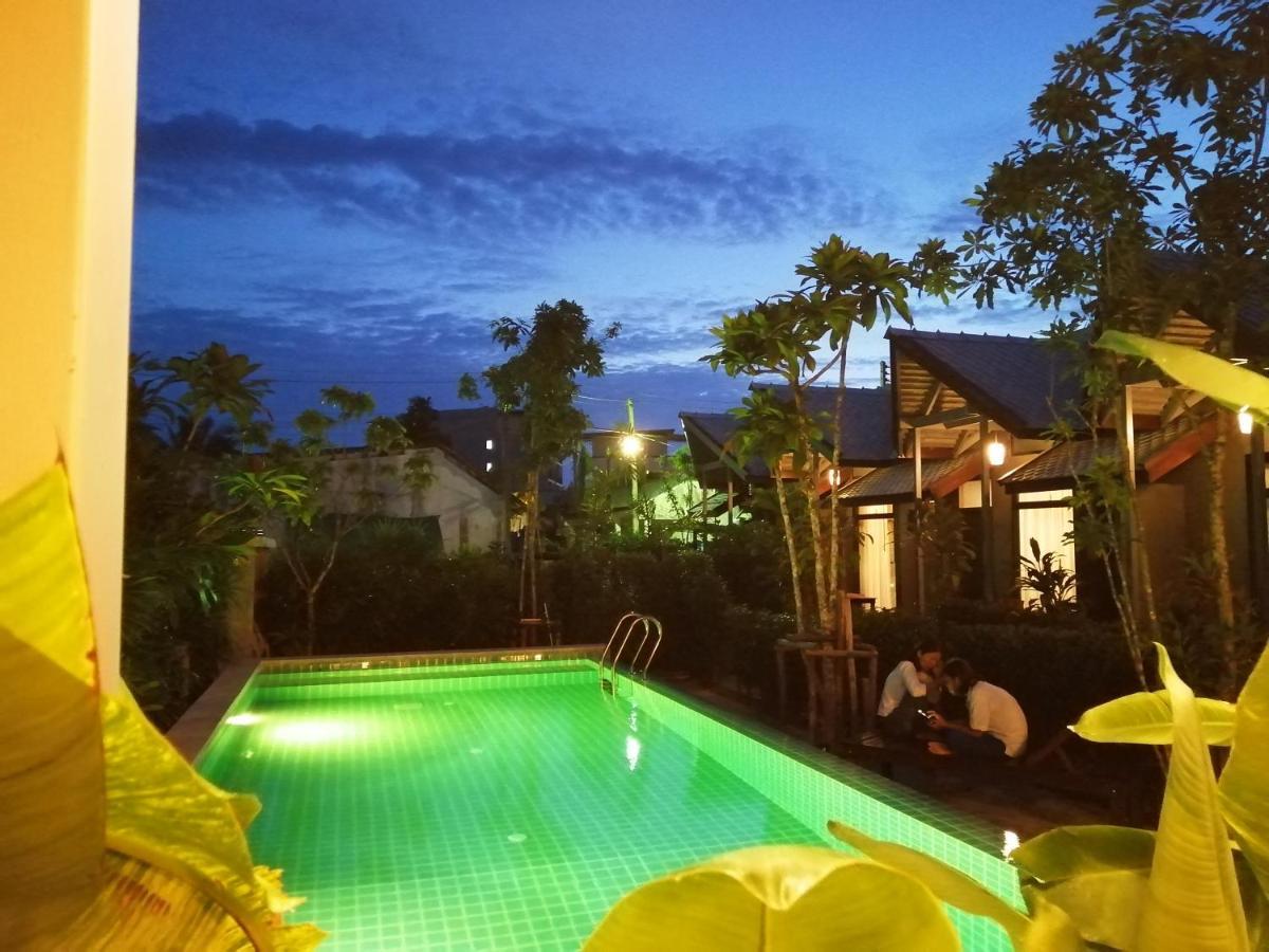 Jr Place Klong Muang Beach Ngoại thất bức ảnh