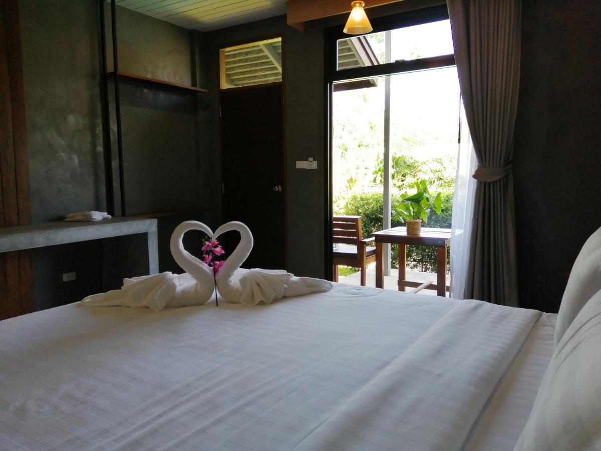 Jr Place Klong Muang Beach Ngoại thất bức ảnh