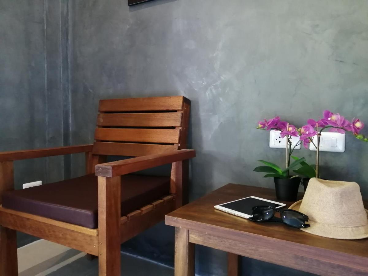 Jr Place Klong Muang Beach Ngoại thất bức ảnh