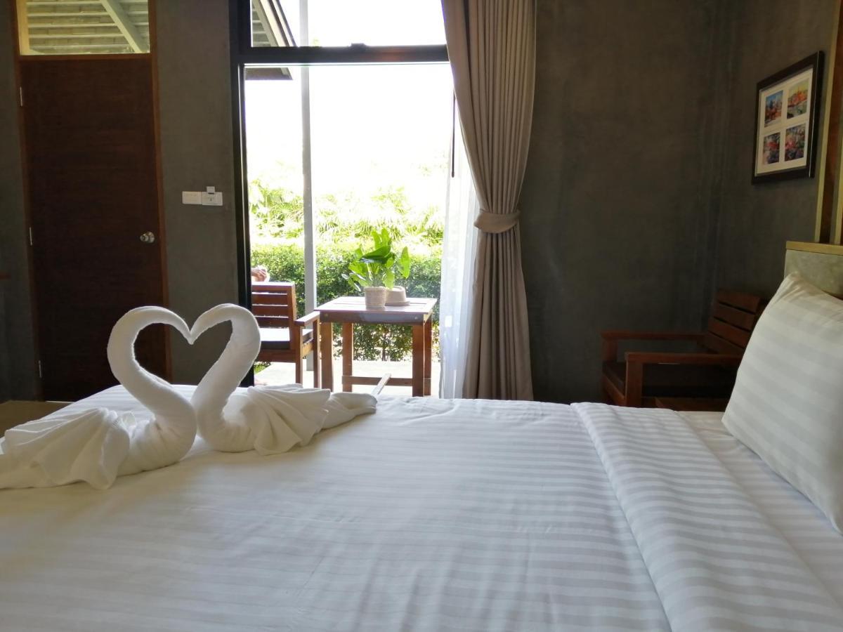 Jr Place Klong Muang Beach Ngoại thất bức ảnh
