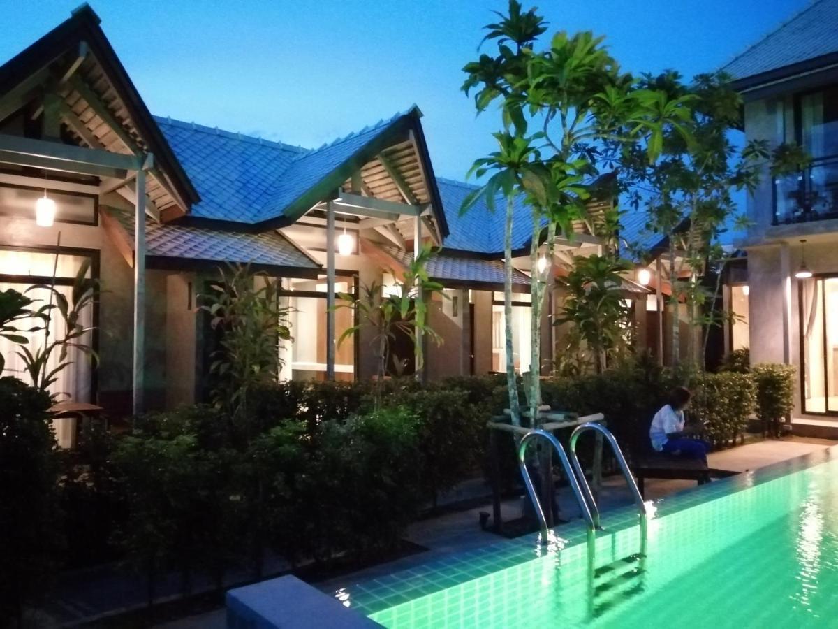 Jr Place Klong Muang Beach Ngoại thất bức ảnh
