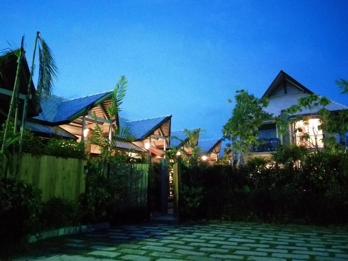 Jr Place Klong Muang Beach Ngoại thất bức ảnh