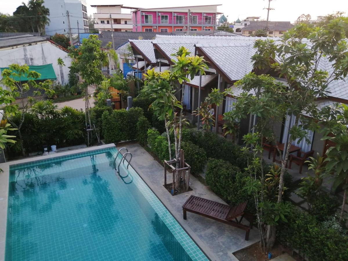 Jr Place Klong Muang Beach Ngoại thất bức ảnh