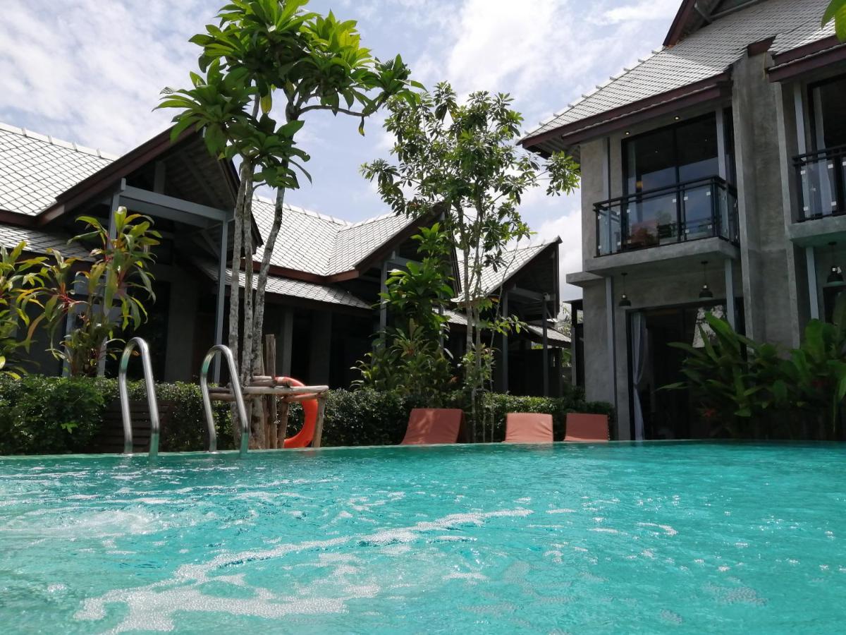 Jr Place Klong Muang Beach Ngoại thất bức ảnh