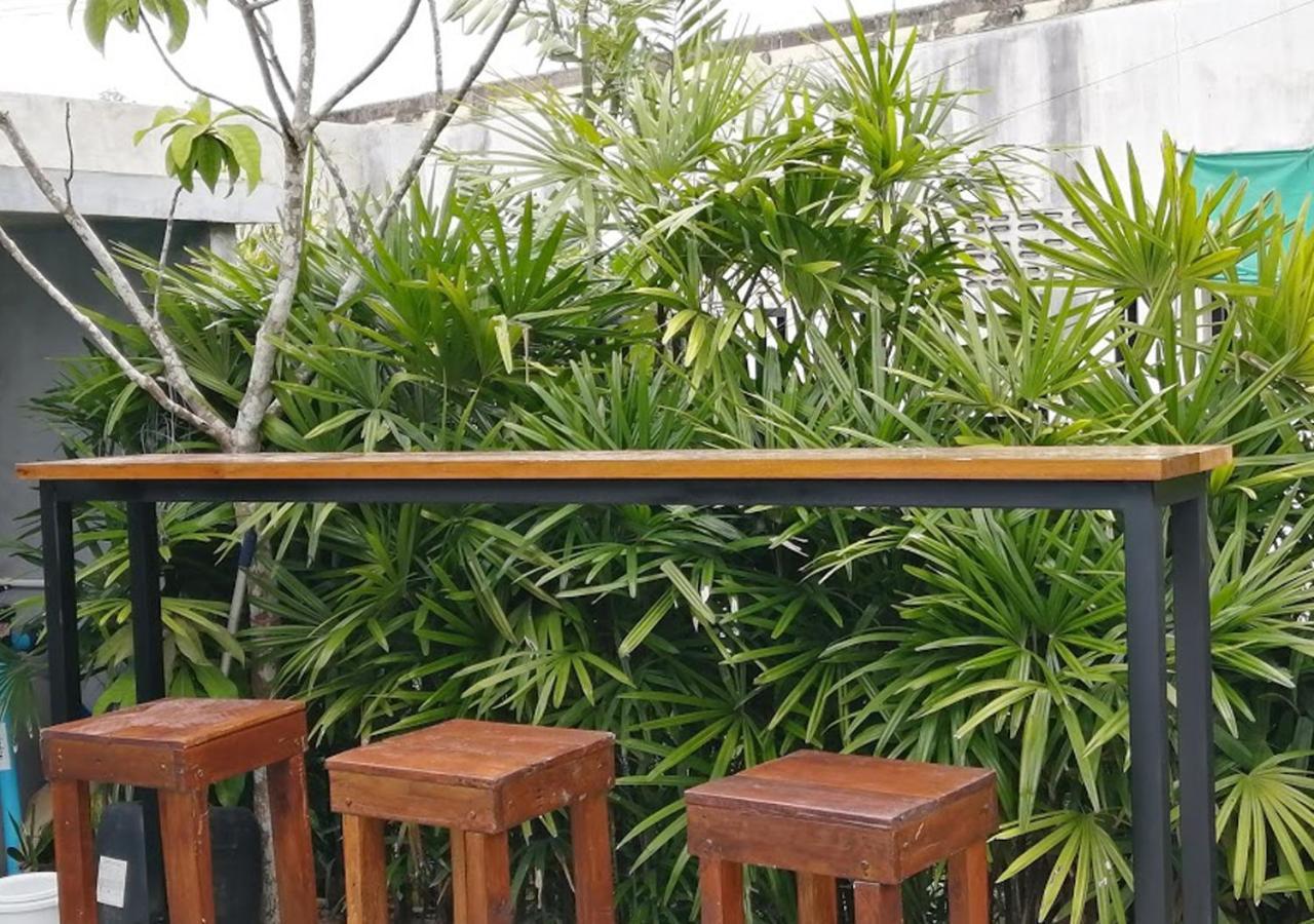 Jr Place Klong Muang Beach Ngoại thất bức ảnh